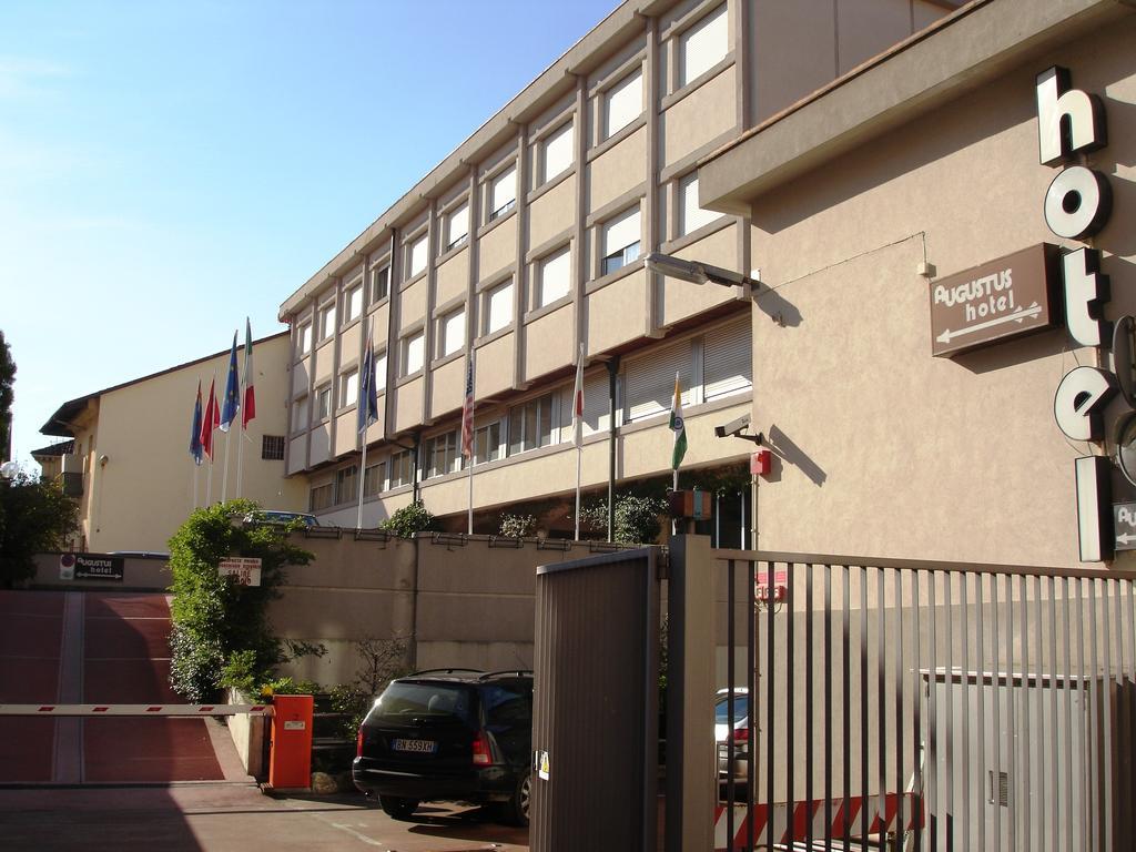 Augustus Hotel Biella Eksteriør bilde